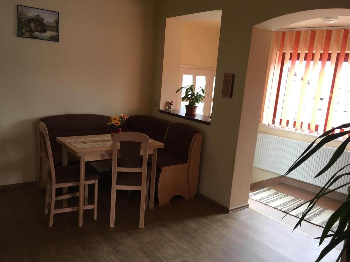 Bicsak Apartman Joseni (Harghita) Exterior photo