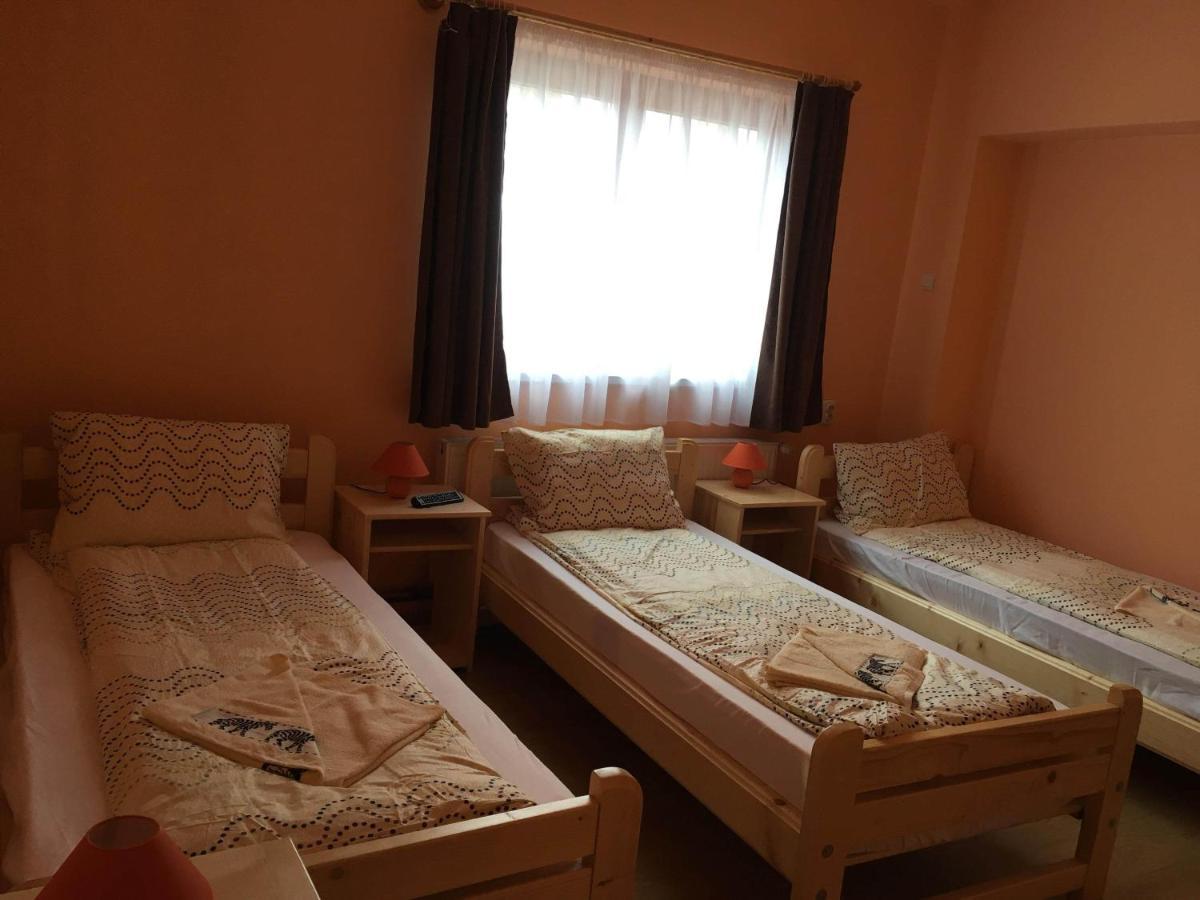 Bicsak Apartman Joseni (Harghita) Exterior photo