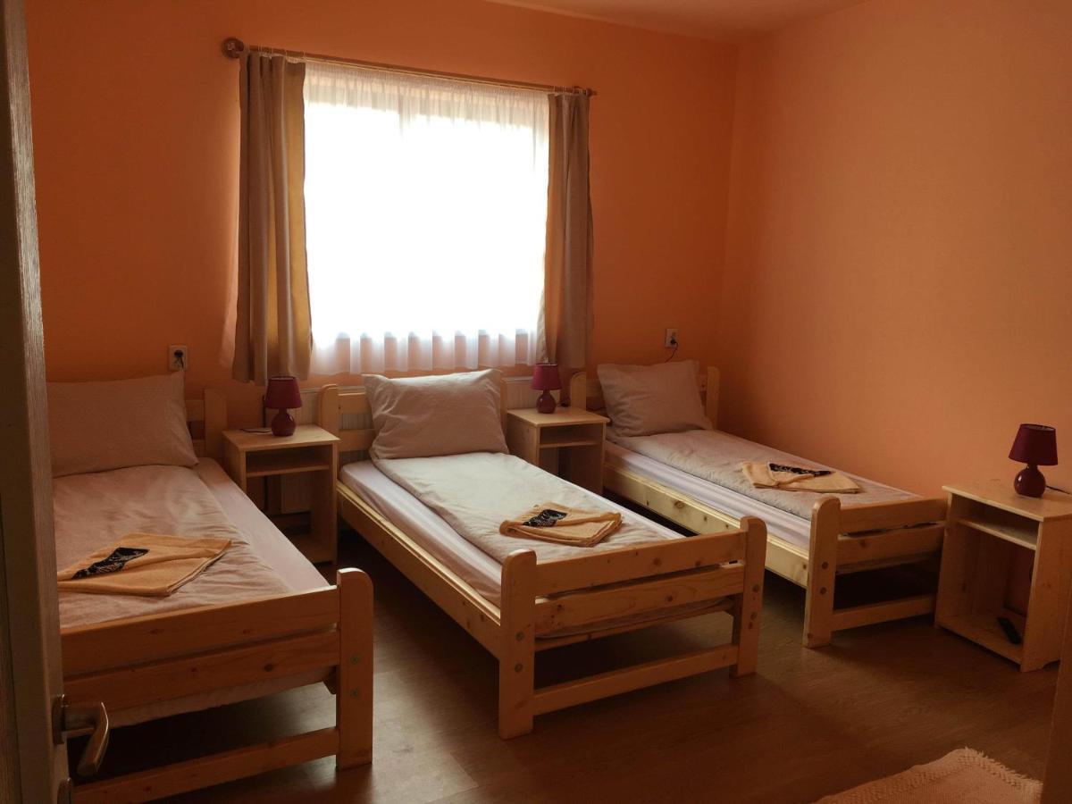 Bicsak Apartman Joseni (Harghita) Exterior photo
